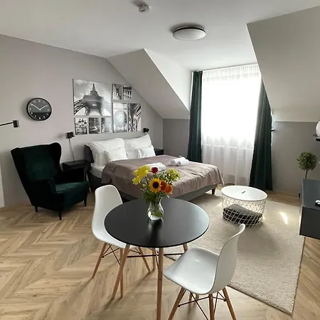 Dotis Apartman Tata Exterior photo