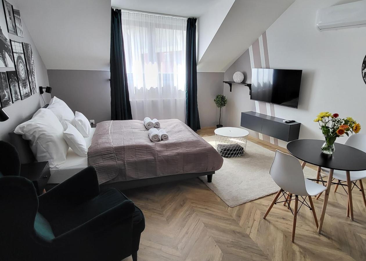 Dotis Apartman Tata