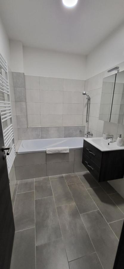 Dotis Apartman Tata