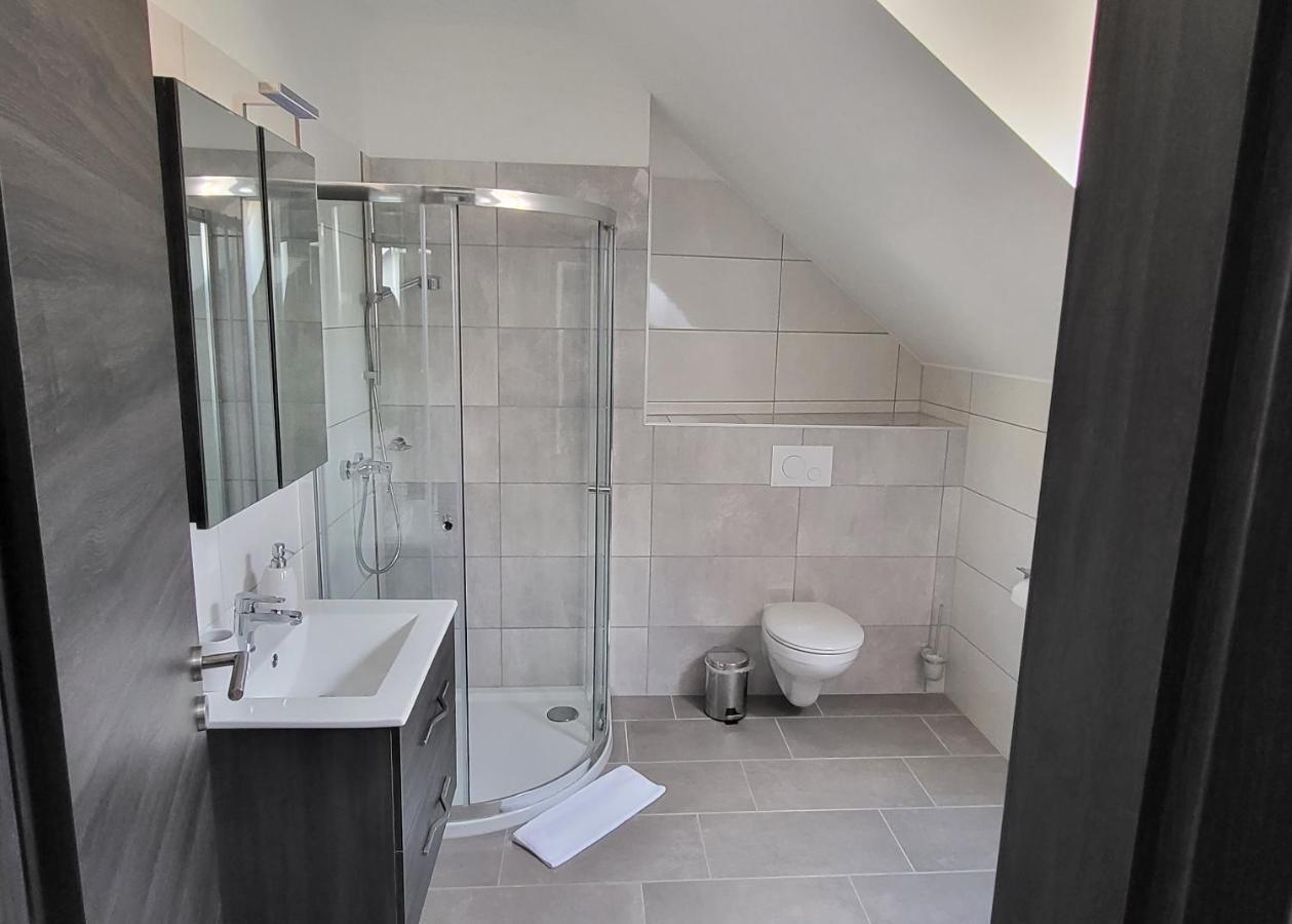 Dotis Apartman *