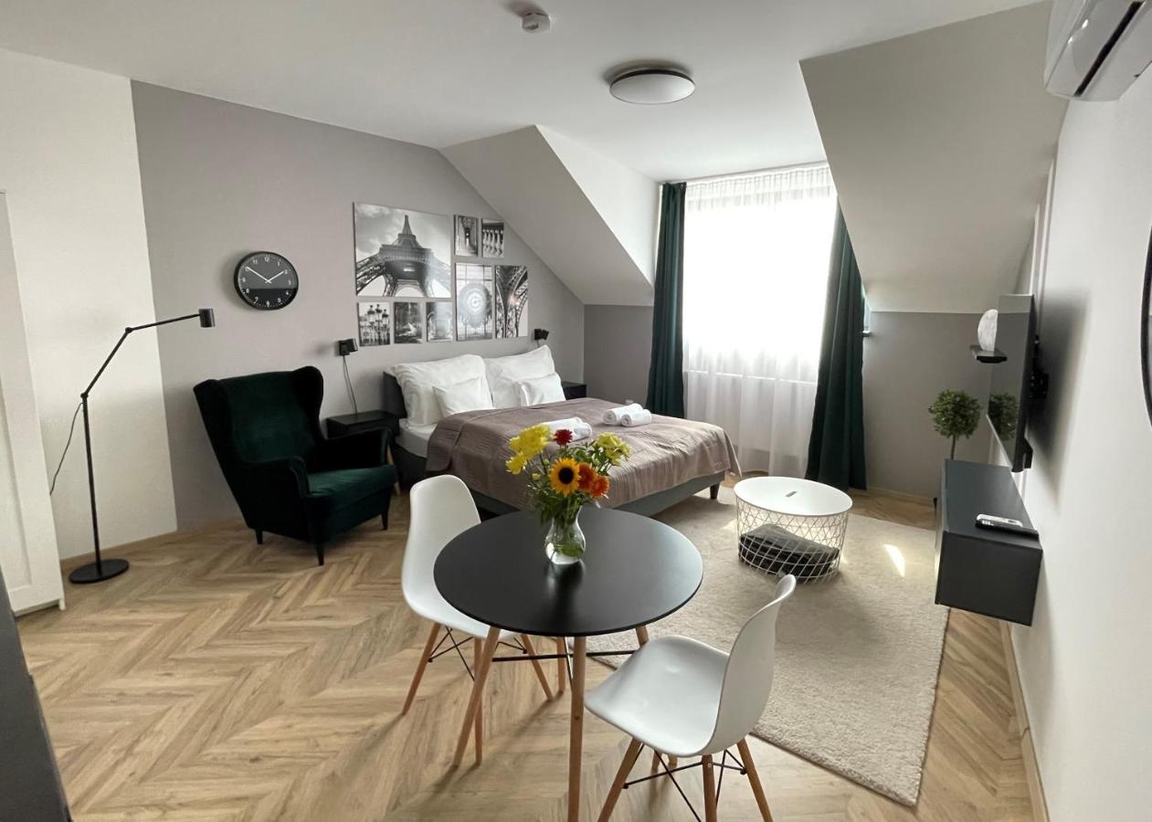 Apartman Dotis Tata